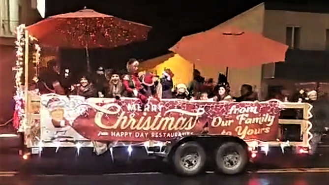 Happy Day Christmas Parade